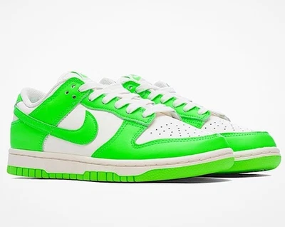 Nike Dunk Low Sail/Green Strike Mujer’s 8.5 Hombre 7..NUEVO con caja (sin tapa)  Foto 1 de 4