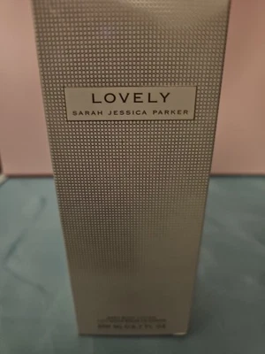 ¡Nuevo en caja! Sarah Jessica Parker Loción Corporal Suave Preciosa - 6.7oz Foto 1 de 4