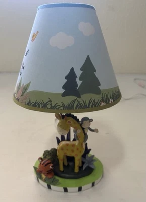 Lámpara de mesa Teamson Design Fantasy Fields Sunny Safari Animal Niños Muebles de juguete Foto 1 de 4