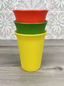 3 Vintage Kinder Tupperware # 109 Glocke 7 Unzen Tassen Herbst Ernte Farben 4" - Bild 1 von 4