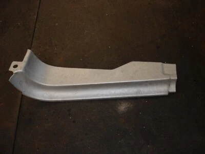 1965 Cutlass 442 F85 Right Side Grill Lower Filler Panel Bumper Extension GM Foto 1 de 4