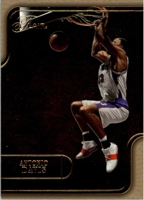 2003-04 Flair Row 1 #28 Antonio Davis /100 - BSK - Image 1 of 2