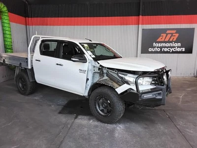 TOYOTA HILUX 06/15-2024 HEATER/AC CONTROLS NON CLIMATE CONTROL TYPE - image 1 of 4