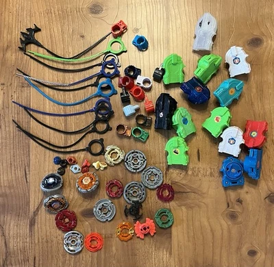 LOTE Beyblade Lote Colección con Lanzadores Metal Fusion Tomy Hasbro Takara Foto 1 de 4