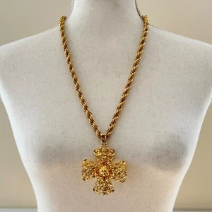 Vintage Judith McCann kühn goldfarben Kreuz Anhänger Halskette Statement Stück! - Bild 1 von 6