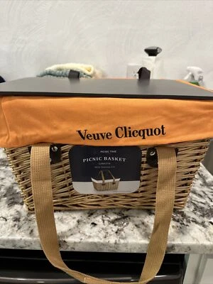 Корзина для пикника Veuve cliquot  - Изображение 1 из 2