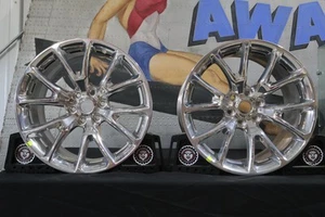 82213445 NEW OEM 2013-2017 DODGE VIPER FORGED SRT FRONT WHEELS PAIR W/CENTER CAP - Picture 1 of 10