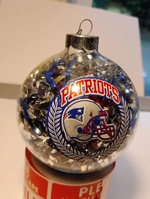 Adorno de bola de Navidad vintage de los New England Patriots NFL Foto 1 de 4