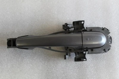 2013 JAGUAR XF LEFT DRIVER FRONT DOOR HANDLE LUNAR GRAY LJZ - Image 1 of 4