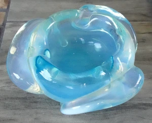 Archimede Seguso Murano Art Glass Blue Opal Small Ashtray Bowl Scroll Forms - Picture 1 of 11
