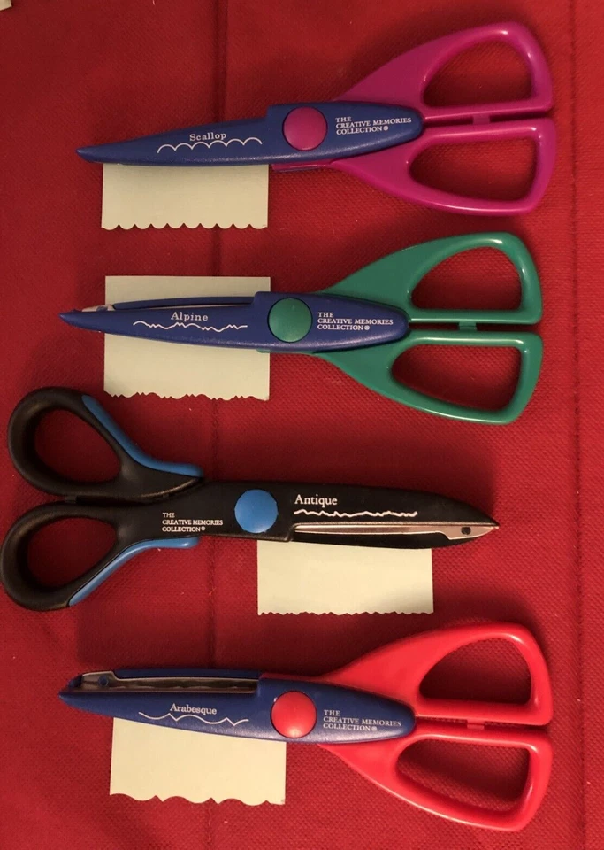 Creative Memories LOT of 4 ANTIQUE ALPINE SCALLOP & ARABESQUE Decorative Scissor - Image 1 of 1