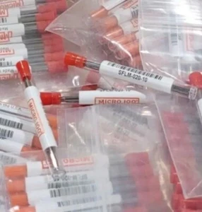 2 Stück Micro 100, SFLM-020-10, Einflute, Oberfräse, Downcut, CNC--Sbwh dd17 bb yy - Bild 1 von 2