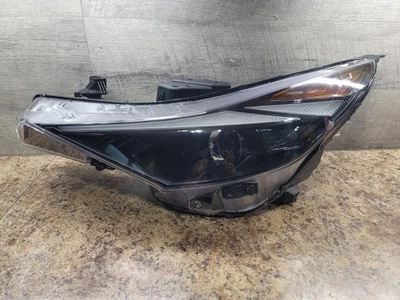 FARO IZQUIERDO HYUNDAI ELANTRA 2021-2022-2023 ORIGINAL HALÓGENO CON LED como nuevo Foto 1 de 4