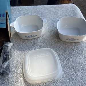 Vintage Corning Ware Set of 2 Petite Blue Cornflower 2 Lids, NOS - Picture 1 of 6