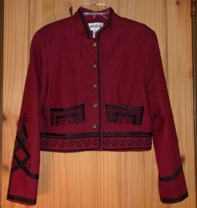 Cambridge Dry Goods Co. Dunkelroter Blazer aus gekochter Wolle mit schwarzen Bändern, Damen 10 - Bild 1 von 7