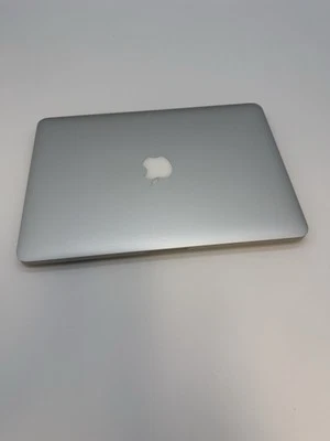 13” MacBook Pro 2.4 GHz I5 16GB Ram 128GB SSD Late 2013 - Image 1 of 4