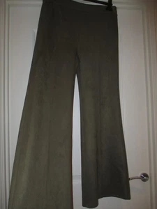 NEU WYNNE Collection Schlaghose aus Wildlederimitat – khaki – Größe UK Large - Bild 1 von 5