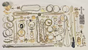 Vintage Gold & Silver Tone Costume Jewelry Lot Necklaces Bracelets Bangles - Picture 1 of 9
