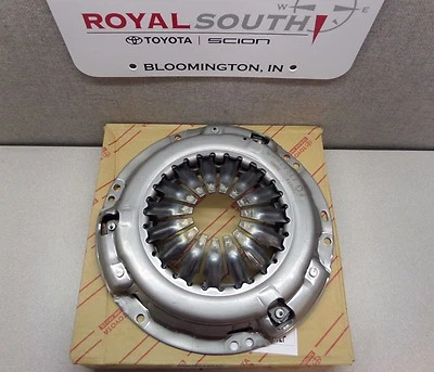 Cubierta de embrague genuina OEM Toyota Corolla Matrix Solara Scion TC XB Foto 1 de 3