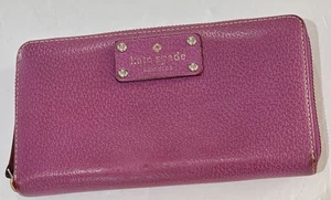 Kate Spade Neda Wellesley Continental Bengal Lila Leder Geldbörse ~ 7,5” x 4,5” - Bild 1 von 4