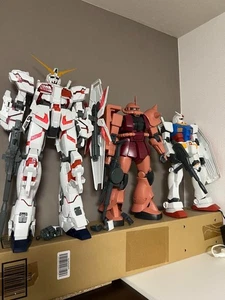 GUNDAM Unicornio Char's Zaku II RX-78-2 SET 1:48 Mega Tamaño Construido Modelo Kit BANDAI - Imagen 1 de 9