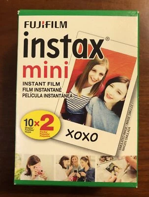 Fujifilm Instax Mini Pellicola Istantanea, 10 Fogli - Confezione da 2 - Immagine 1 di 4