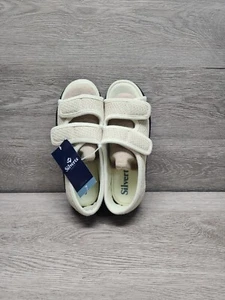 Silvert’s Shoes Women’s Size 7 Beige Slip On Sneaker Sandal - Picture 1 of 5