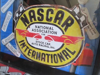 NASCAR INTERNATIONAL ASSOC Display Shop RACING AUTO HOT ROD v8 Foto 1 de 3