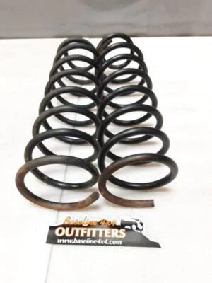 Par de muelles helicoidales delanteros Rubicon 2003-2006 50946 Jeep TJ Wrangler OEM Foto 1 de 4