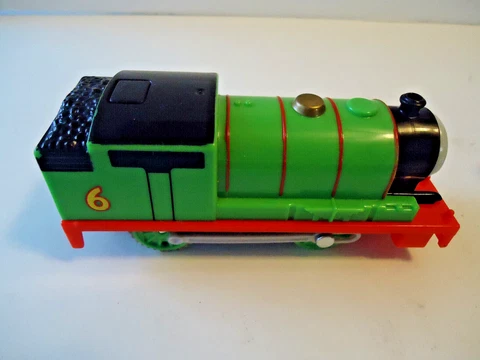 THOMAS THE TRAIN "PERCY"  TRACK MASTER MOTORIZED & TALKING EXCELLENT CONDITION Cover