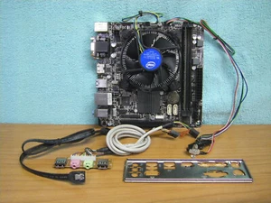 Placa base GIGABYTE GA-H81N-D2H mini ITX ordenador Intel PC memoria RAM DDR3 4Gb - Imagen 1 de 10