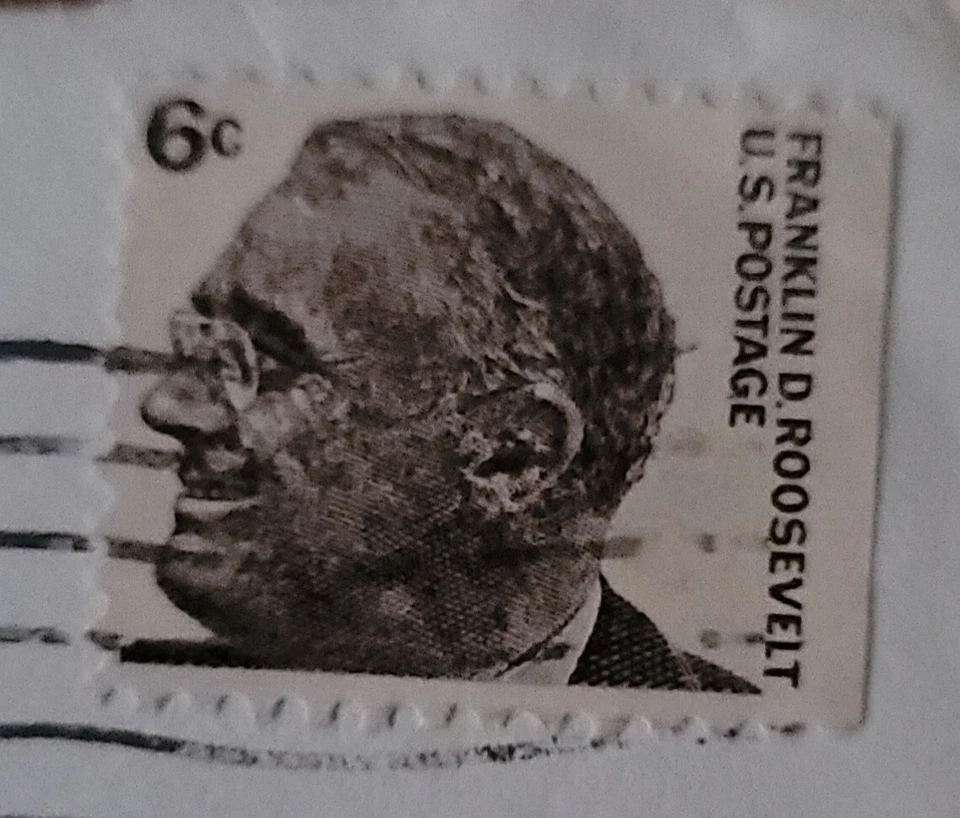 First US Postage Stamp Franklin D Roosevelt 6 Cent Black And White Used - Image 1 of 1