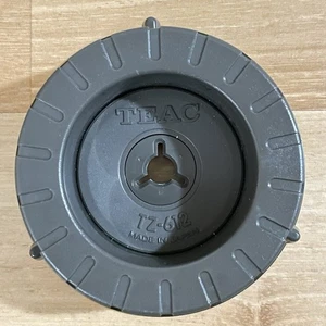 Teac TZ-612 NAB HUB 1/4" Reel Adapter for 10.5” Reel to Reel Recorders Vintage - Picture 1 of 3