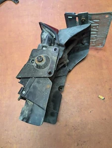 1984-1985 Honda VF500C Magna V30 500 Rear Taillight Tail Brake Light Lamp Unit - Picture 1 of 7