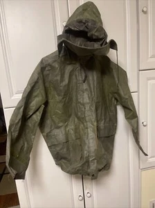US Navy Medium Wet Weather Anorak Rain Pullover Jacket Parka 2001 - Picture 1 of 4