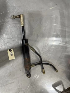 John Deere 345 Hydraulik Servolenkzylinder AM118835 335 AHC18367 - Bild 1 von 3
