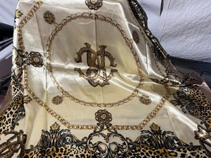 Dekoratives Taschentuch - 36"x36" - hellgold mit goldenen Leopardenakzenten - neu - Bild 1 von 3