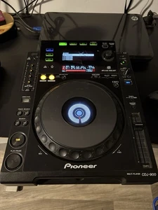 Tocadiscos multijugador profesional Pioneer CDJ-900 - negro - funciona muy bien - Imagen 1 de 17