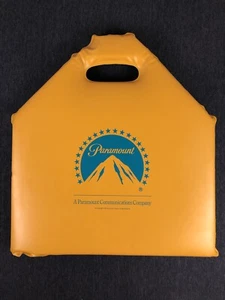 Paramount Pictures - 1991 - Promotional - Bleacher Seat Cushion - 14x15 Vintage - Picture 1 of 8