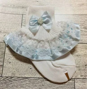 Baby Girls White Light Blue Satin Bow and Lace Ruffle Socks up to shoe size 2 - Picture 1 of 1