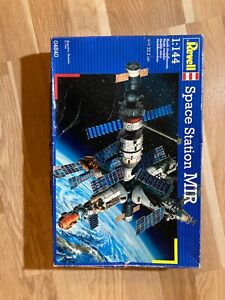 revell 1:144 space station MIR #04840