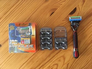 17 Gillette Fusion Proglide Power Rasierklingen plus Rasierer - Bild 1 von 1