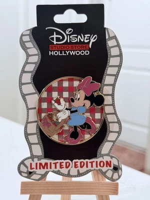 Disney D23 Expo 2024 DSSH Berry Cute Series Minnie Mouse Strawberry LE 400 Pin - Image 1 of 4