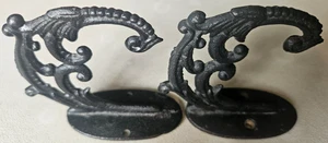 2 Vintage Victorian Cast Iron Wall Hooks. 3" x 3 1/4" x 1 5/16"Black. - Picture 1 of 5
