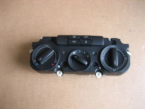 1K0820047GMWHS Heater Control Unit VW Passat 2008-2011 New Genuine  - Picture 1 of 3