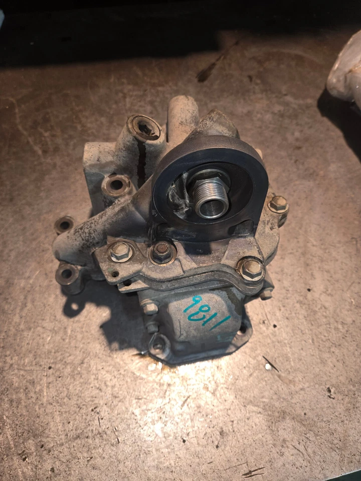 GM 12701592 Duramax L5P Engine Oil Cooler Assembly 12701592  REF9811 - Image 1 of 4