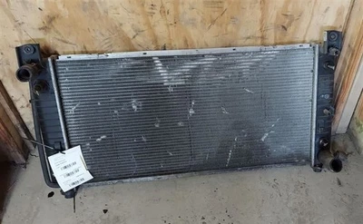 Radiator Fits 99-03 SIERRA 2500 PICKUP 285103 - Image 1 of 4