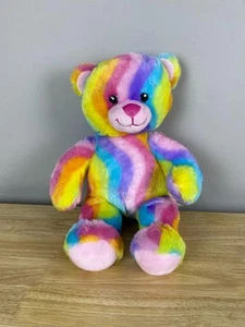 Build A Bear Workshop Rainbow Tye gestreifter Teddybär 17 Zoll Plüschtier - Bild 1 von 3