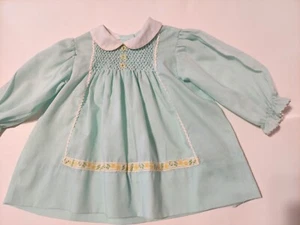 Vtg Polly Flinders Girls Size 24 Mths Green Smocked Long Sleeve Dress - Picture 1 of 10