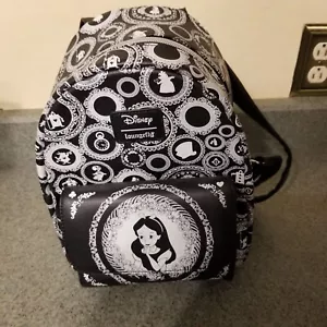 Disney Loungefly - Alicia en el País de las Maravillas - Mini Mochila Blanco y Negro - Imagen 1 de 3